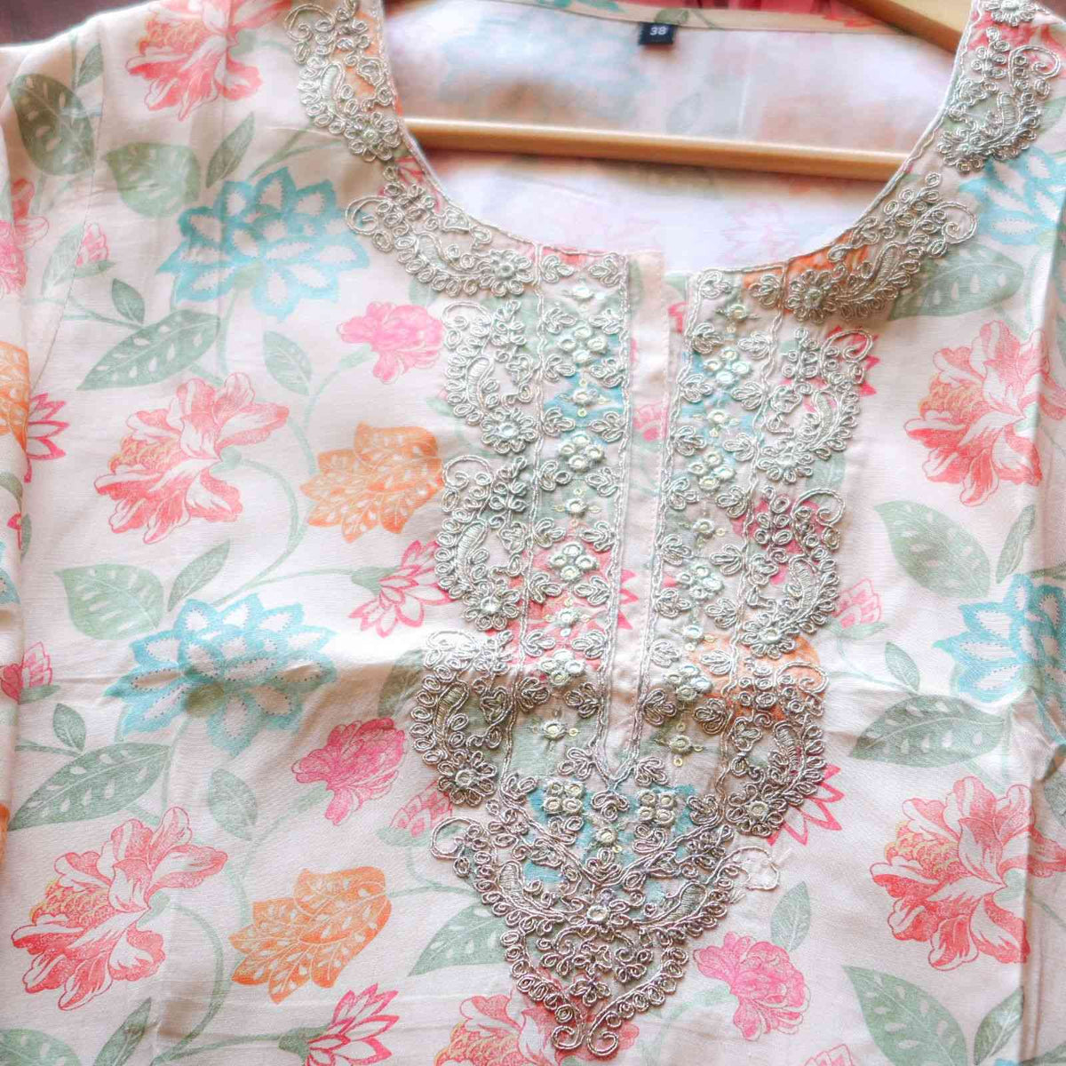 Floral Zariwork Suit Set