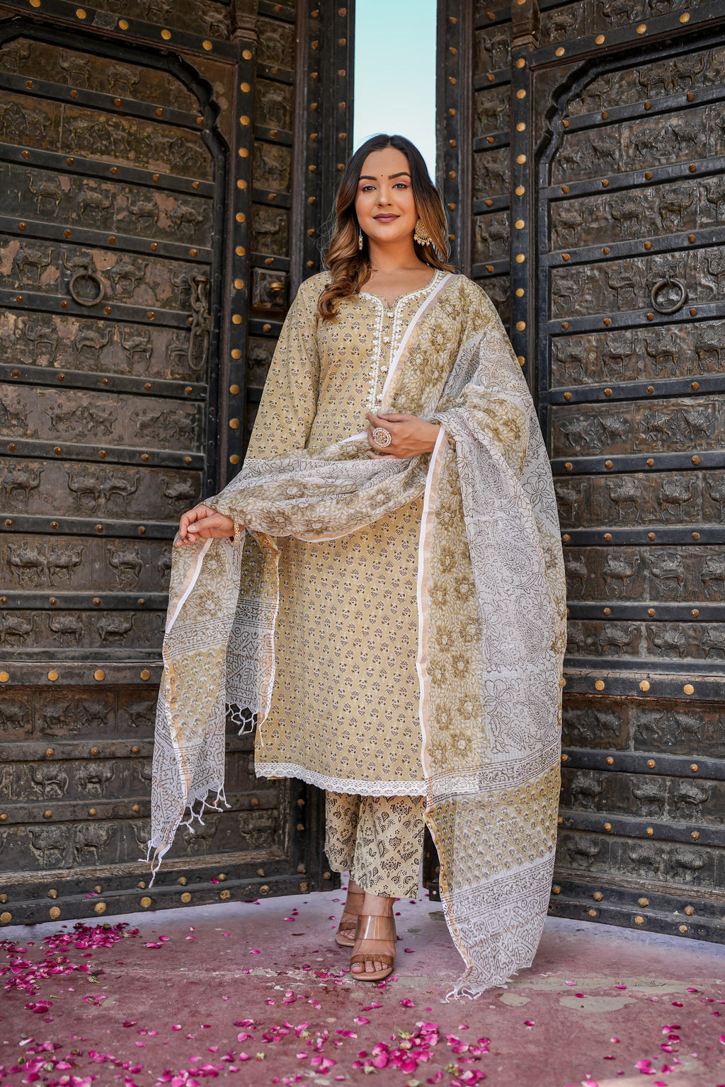 Prakriti Kamal Delight Suit Set - Doriya