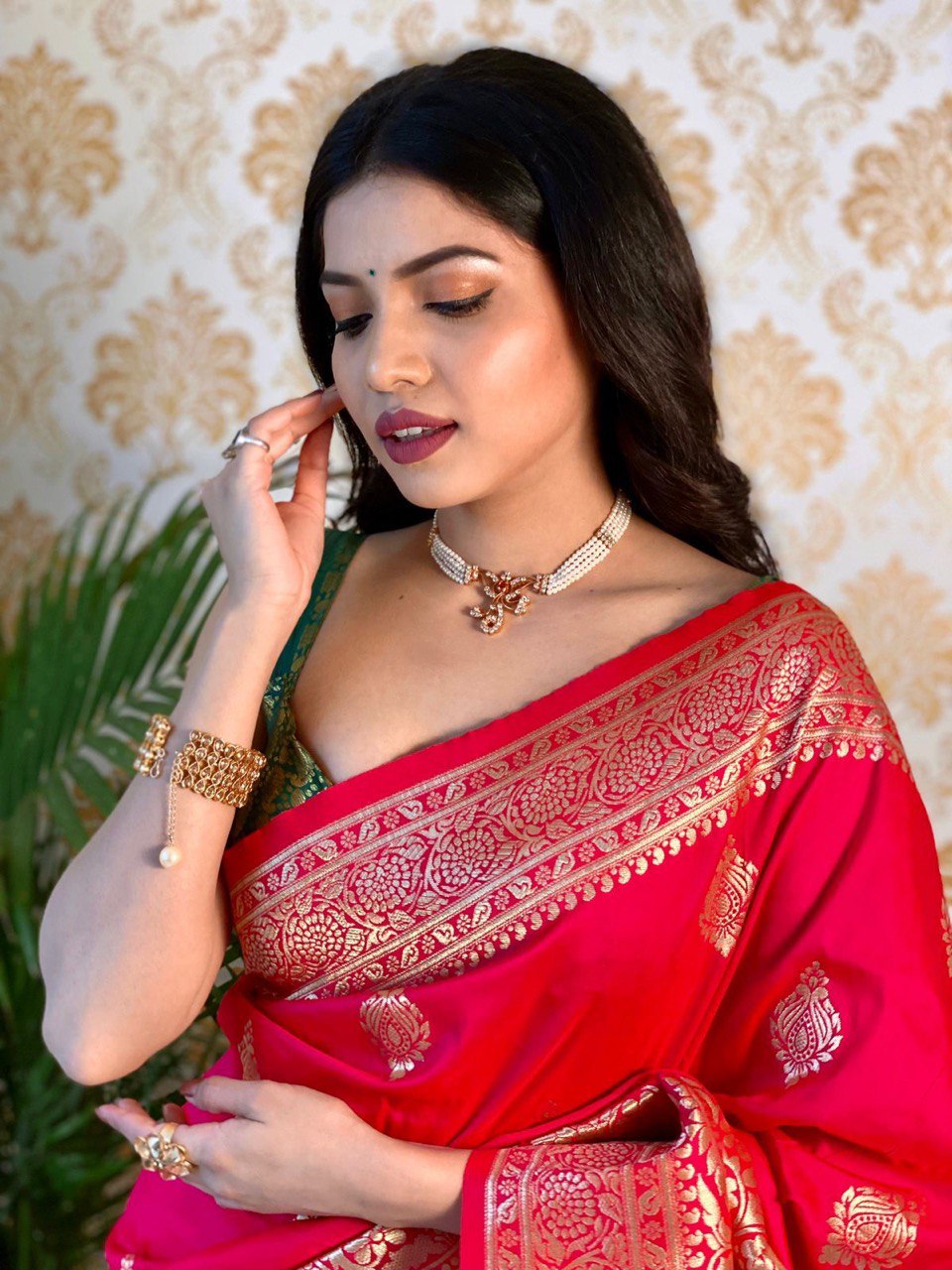 Zari Woven Kanjivaram Silk Saree with Jacquard Work